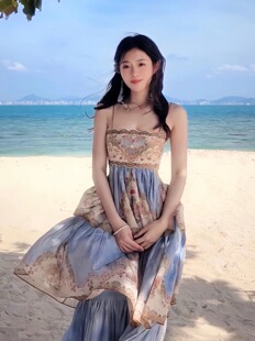 海边度假风吊带连衣裙女装夏季气质设计感花纹蛋糕裙叠式长款裙子