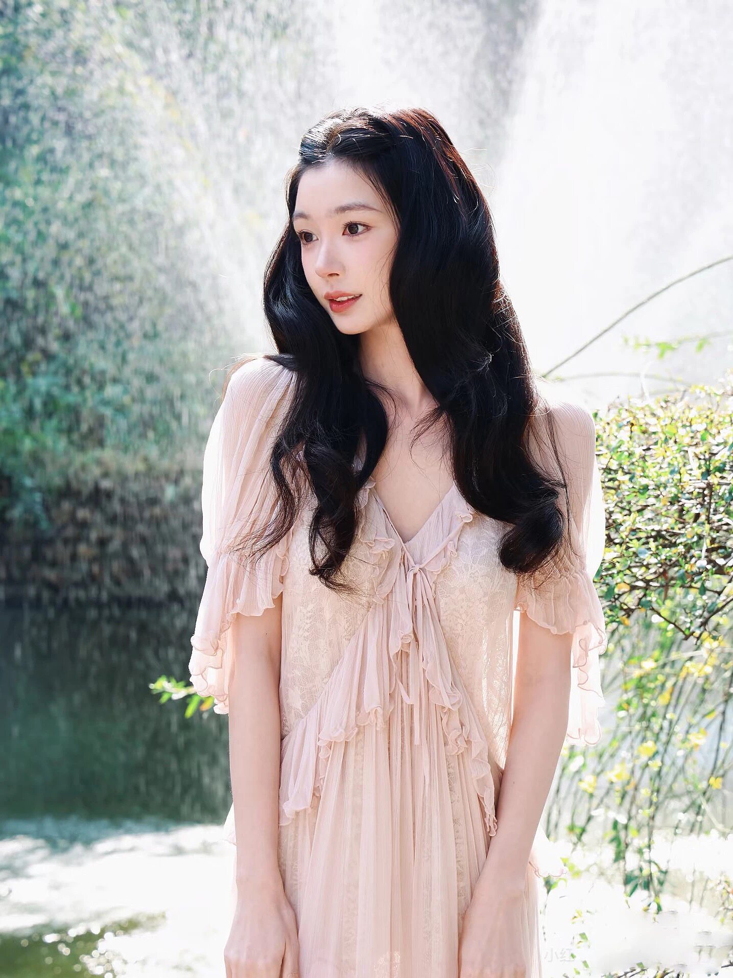 一枝南南易梦玲同款粉色连衣裙女法式荷叶边蛋糕裙超仙温柔风长裙