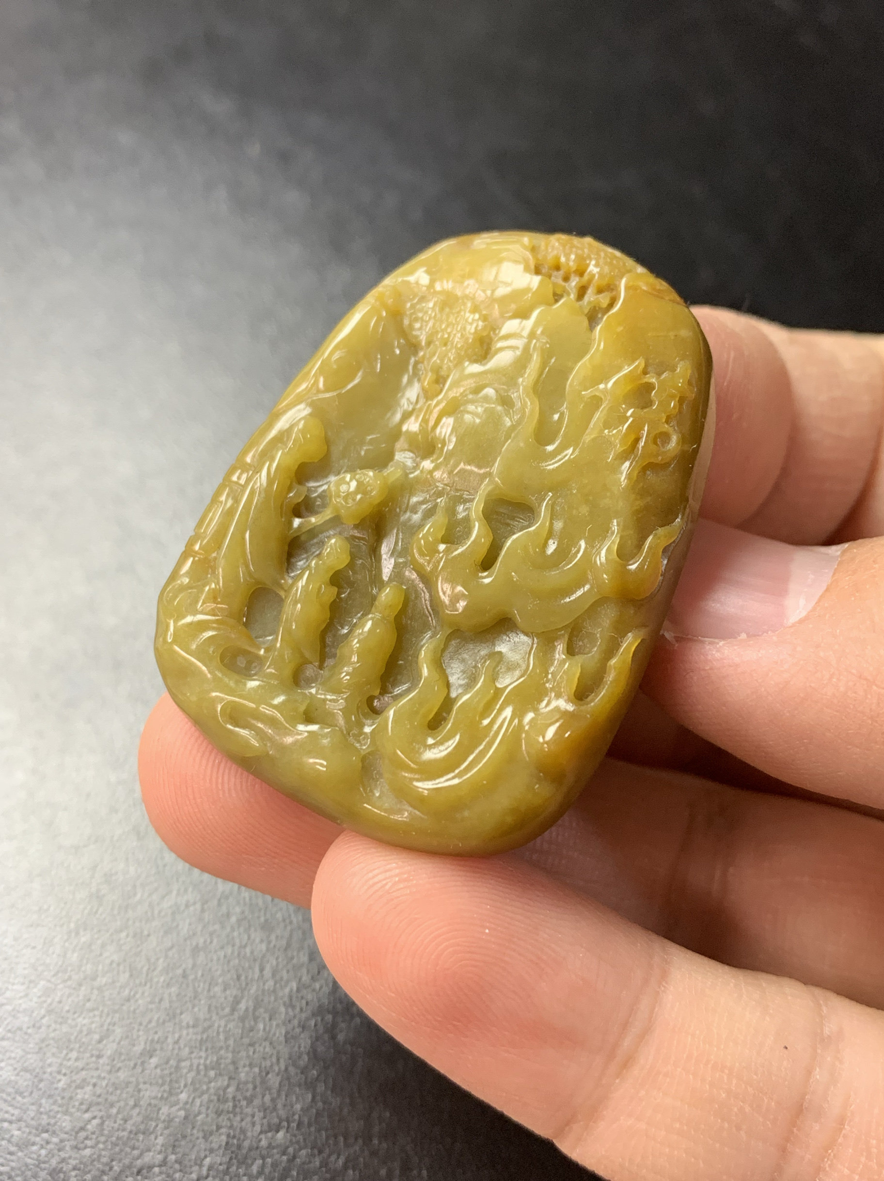 满黄翡老坑胶块特色山水悟道挂件天然翡翠A货现货