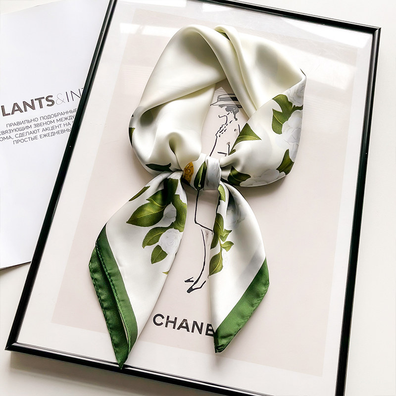 山茶花小方巾丝巾女白色春秋冬季搭衬衫护颈围脖妈妈薄围巾70x70,服饰配件/皮带/帽子/围巾,围巾/丝巾/披肩,淘宝优惠券,粉丝福利购,淘宝优惠卷