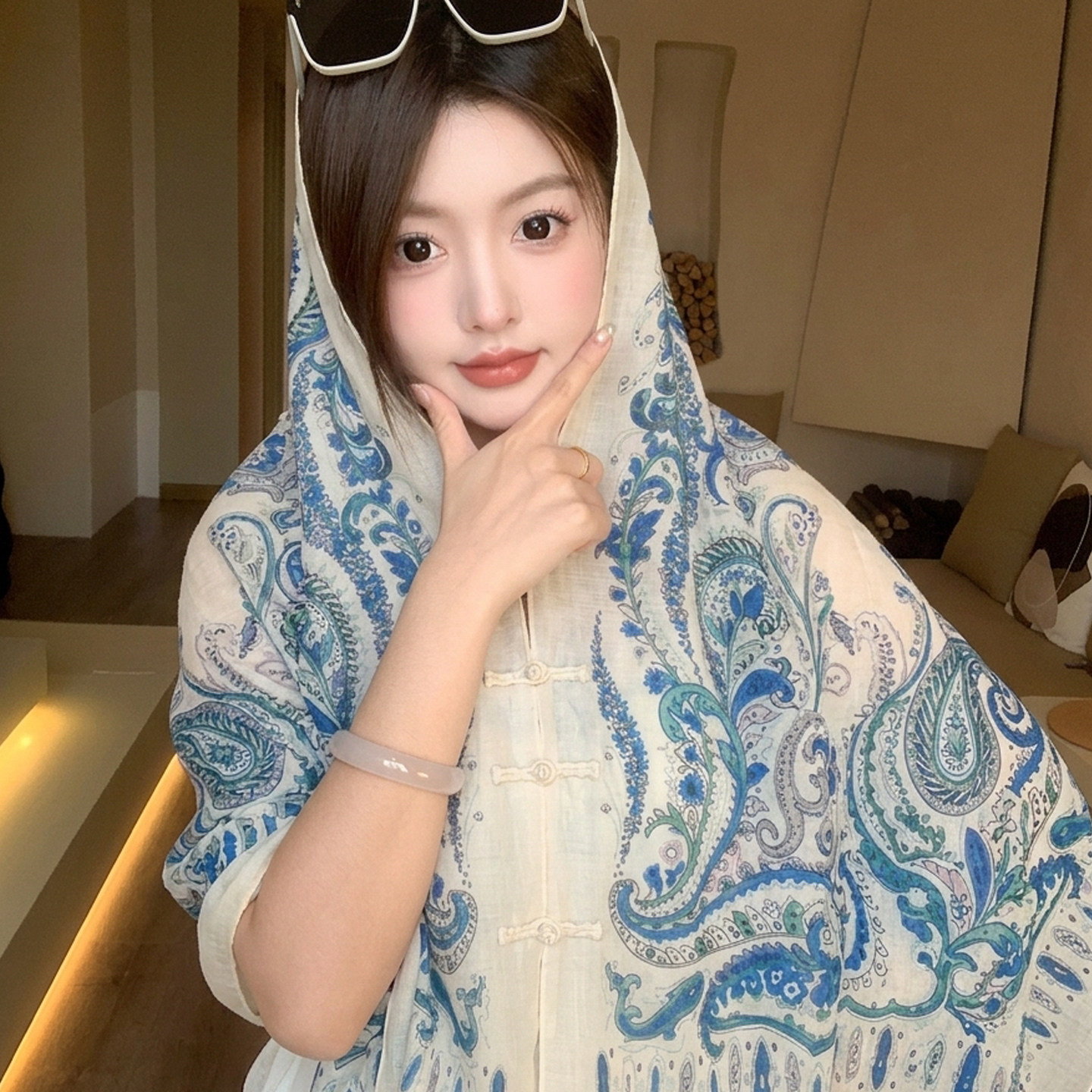 蓝色盘扣披肩云南三亚度假拍照防晒腰果花丝巾民族风女式外搭披风