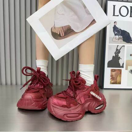 红色2026春夏新款厚底老爹鞋女春秋港风炸街显脚小增高7cm休闲鞋i