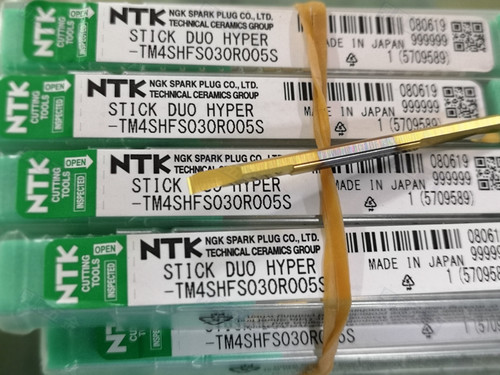 现货TM4 SHFS030R005S进口NTK小径3MM镗孔刀整体硬质合金刀R0.05