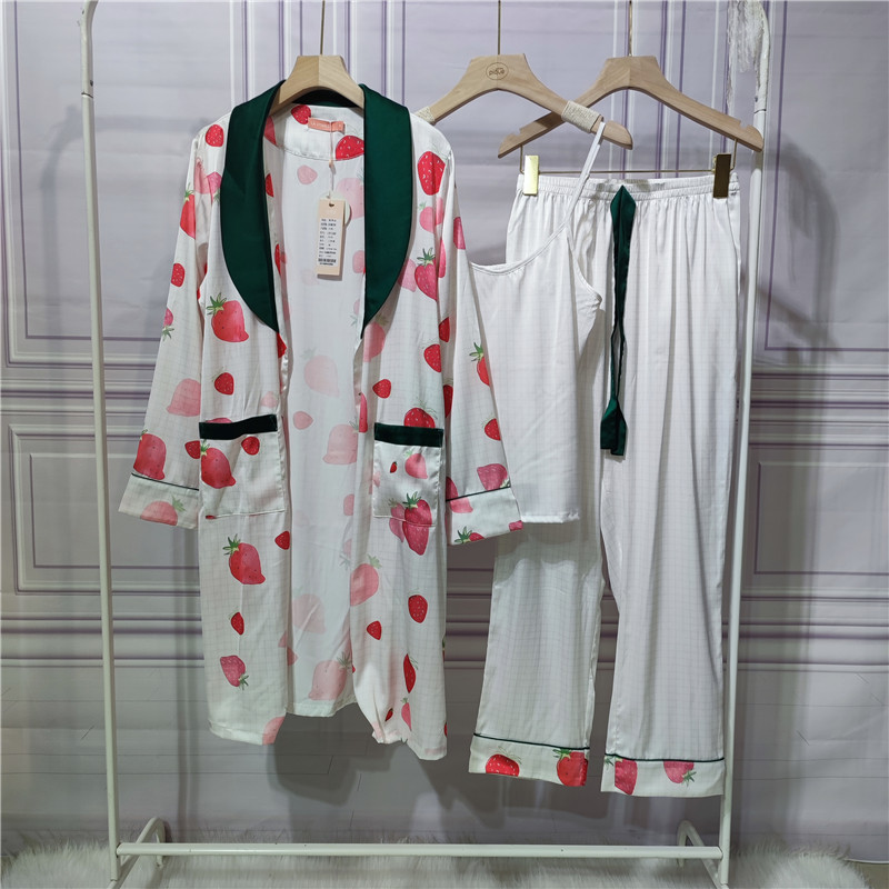 娜摩米睡衣女春夏季冰丝绸长袖三件套长袍性感吊带草莓家居服和服