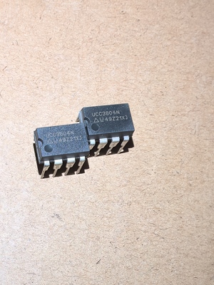 UCC3804NDIP8全系列电源IC