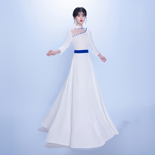 白色2025新款大合唱团演出服女士长裙中老年人歌唱表演比赛晚礼服