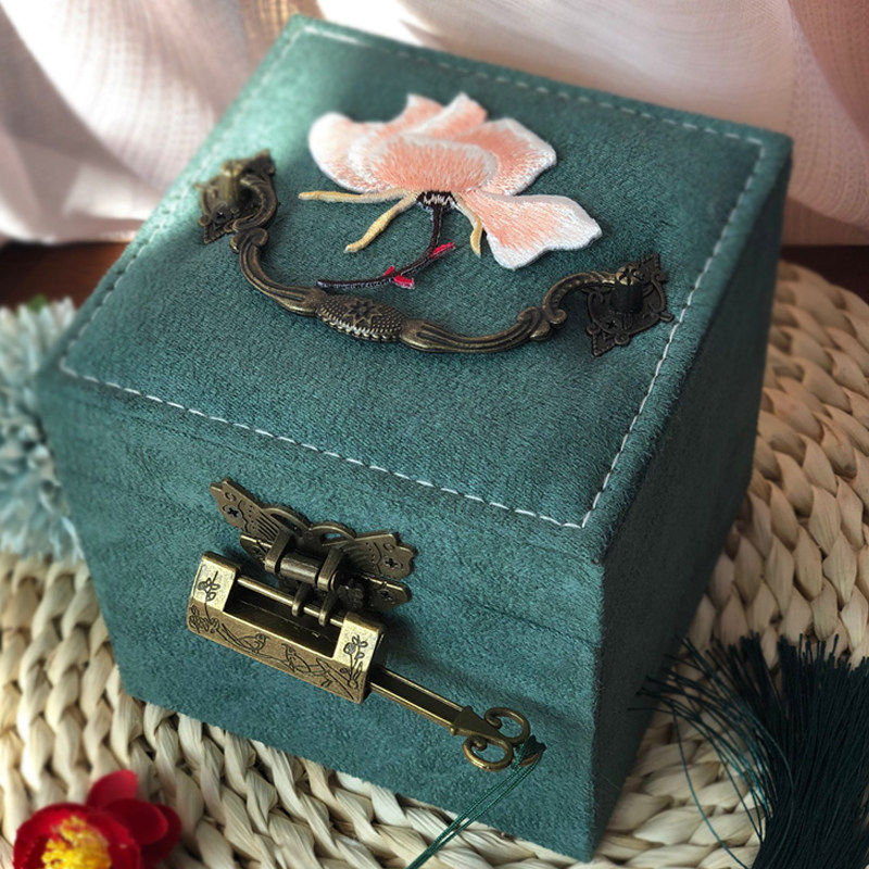 trumpet classical Jewelry box Bracelet drawer Jewelry box New Year's gift Necklace Ear Studs storage box tassels Boxin the Storage consolidation , Home Storage appliances , Storage Box , Jewelry Box  category - from Buy2taobao.com to provide professional Taobao agent buy service