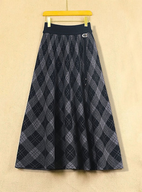 复古格纹半身裙女2025冬季新款a字裙设计感高腰显瘦针织大摆长裙