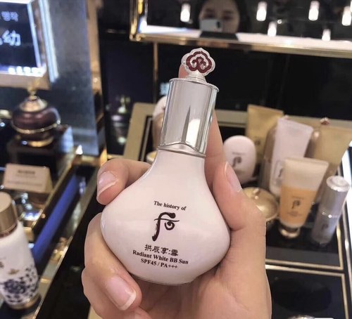 后韩国滋润遮暇亮白BB霜粉底液