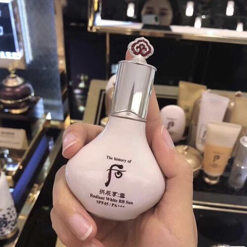 后韩国滋润遮暇亮白BB霜粉底液