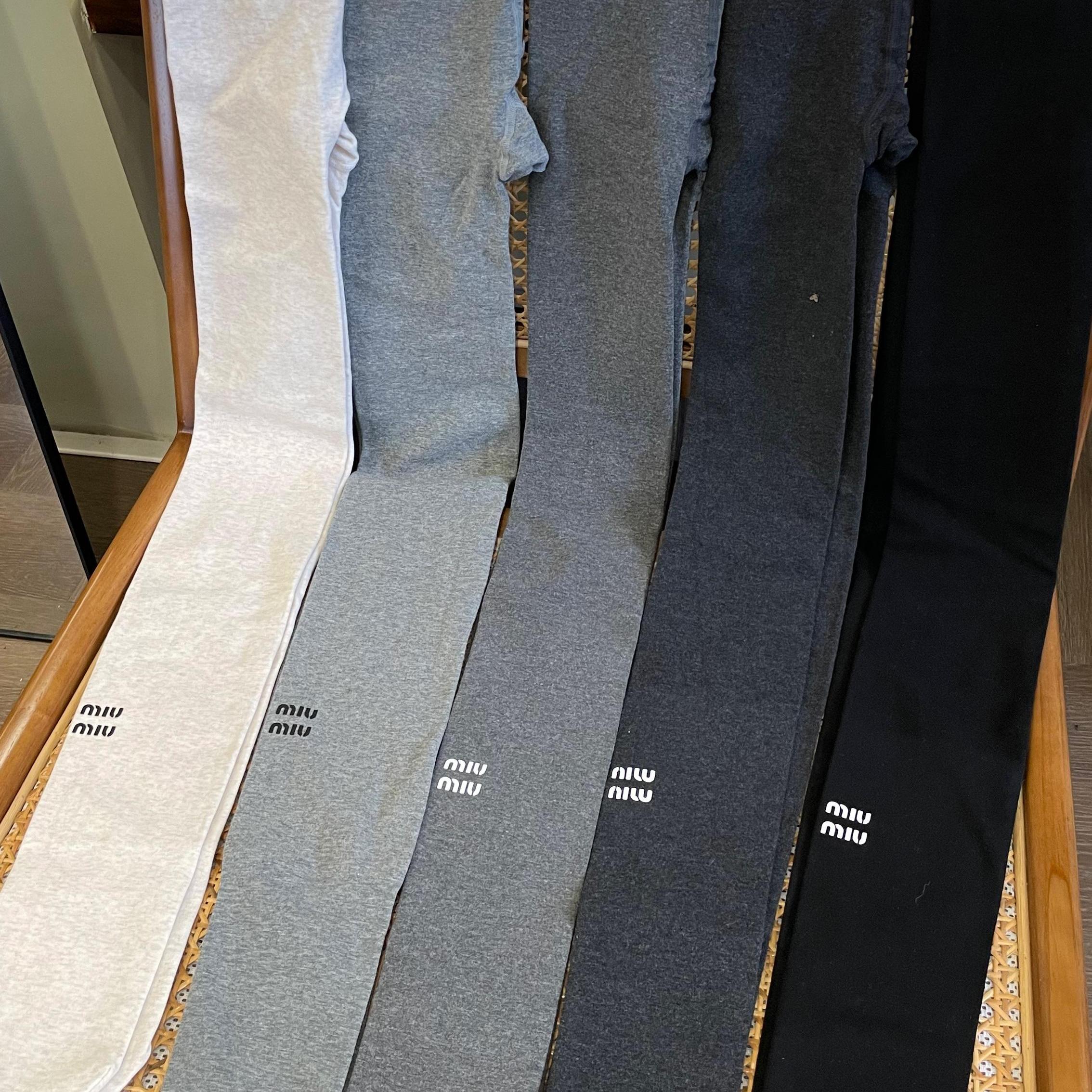 少女羽毛绒保暖连裤袜厚款缪字母