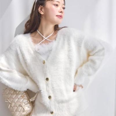 小V日系 NICE CLAUP家品温柔百搭金色纽扣长绒毛中长款开衫女NC