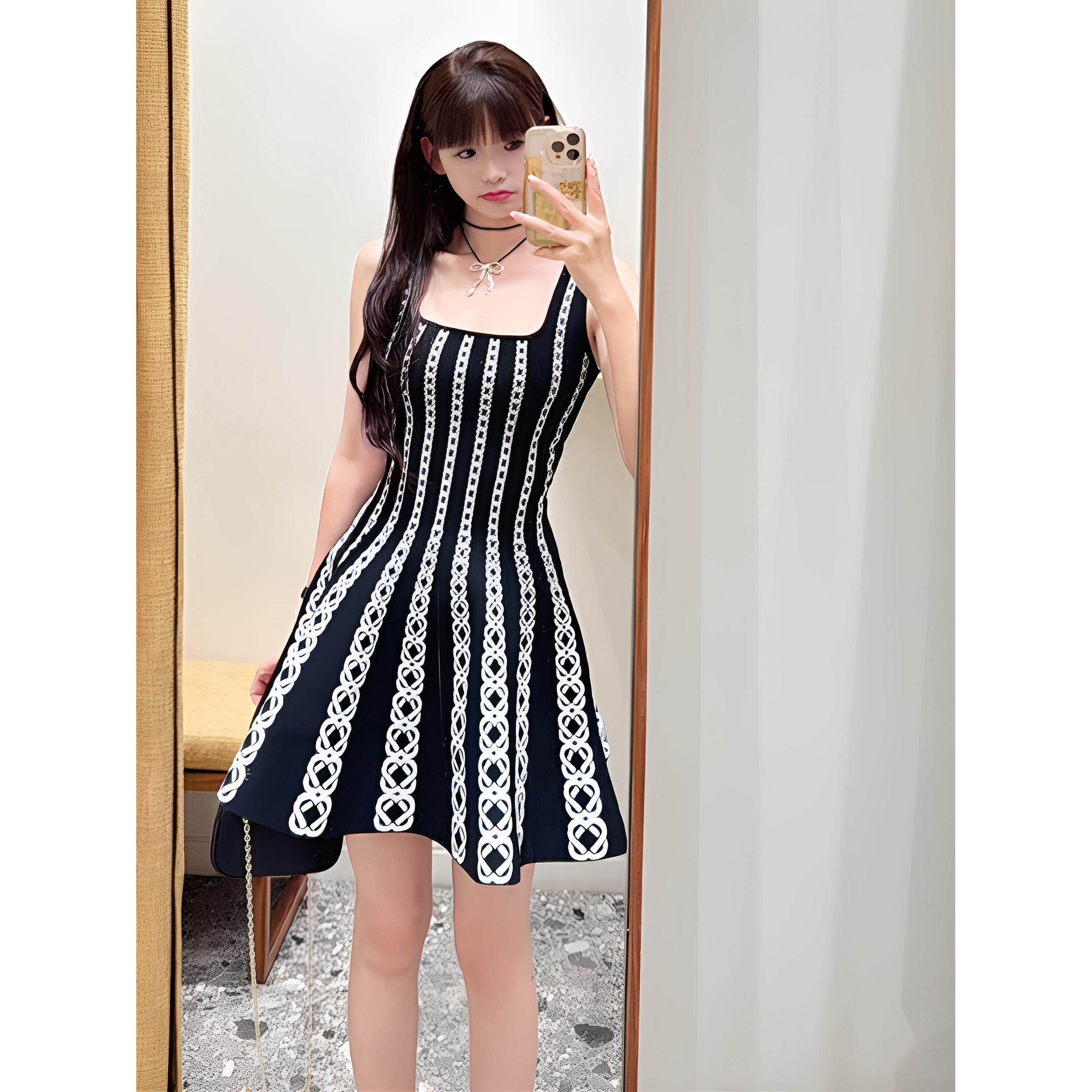 CICI代购m家连衣裙2025秋冬提花条纹收腰针织吊带短裙MFPRO04357