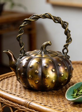 茶馆民宿古街茶壶仿铜雕塑定制