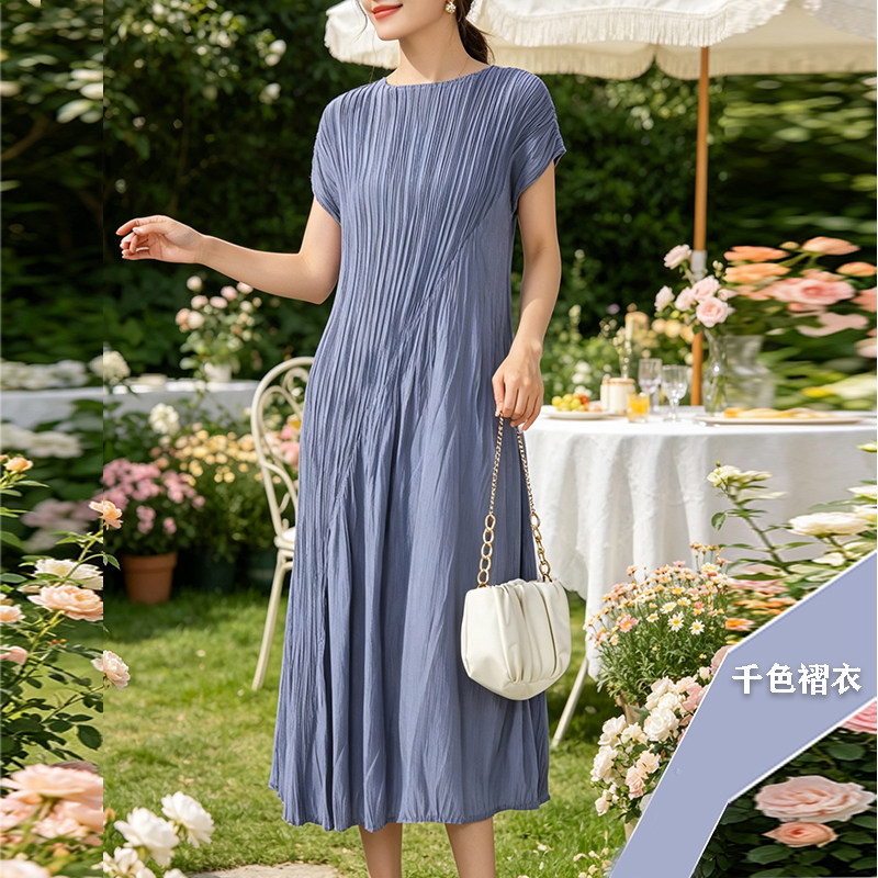 连衣裙夏季新款褶皱裙子
