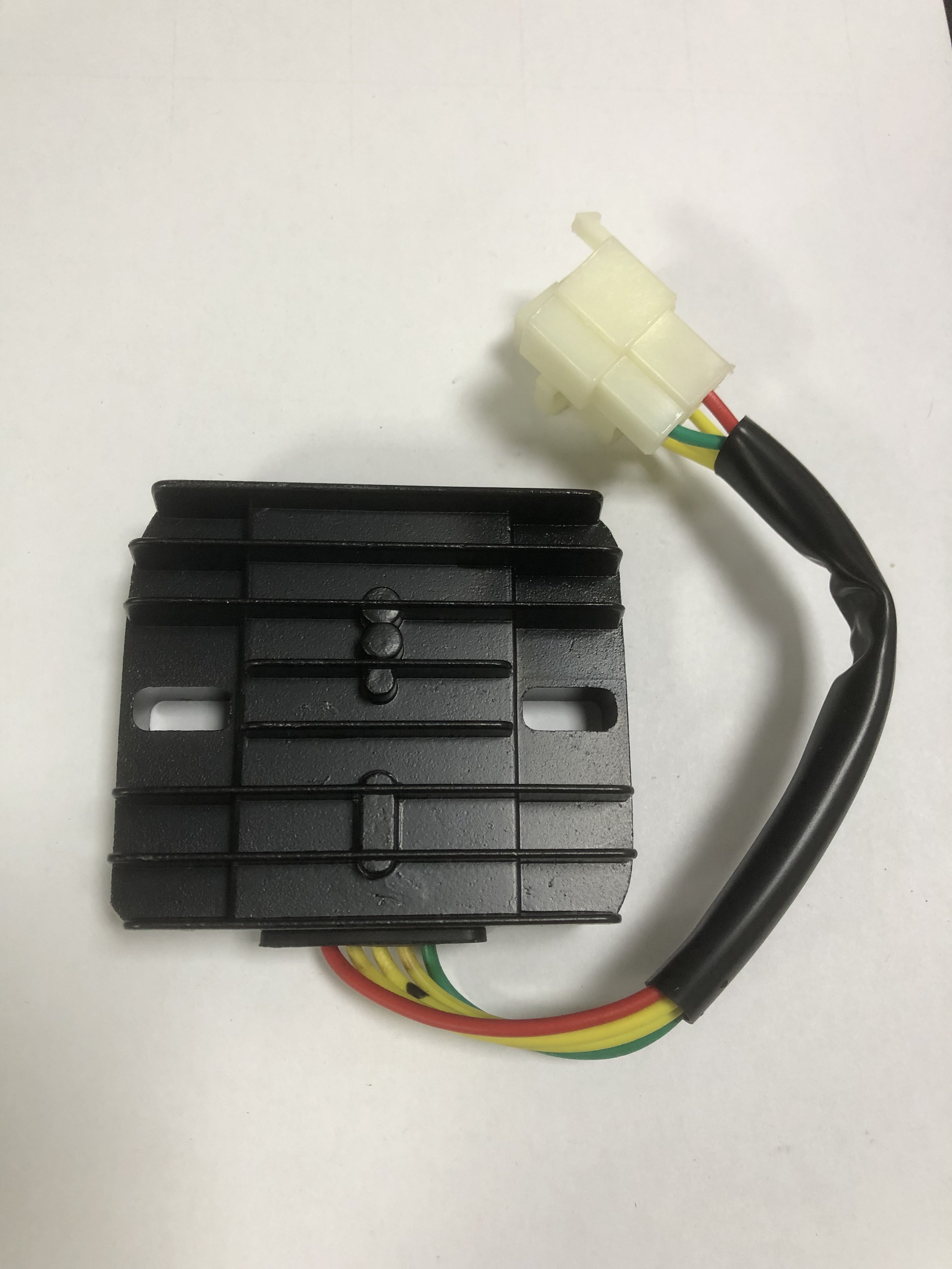 国四电喷摩托车200w整流器5线