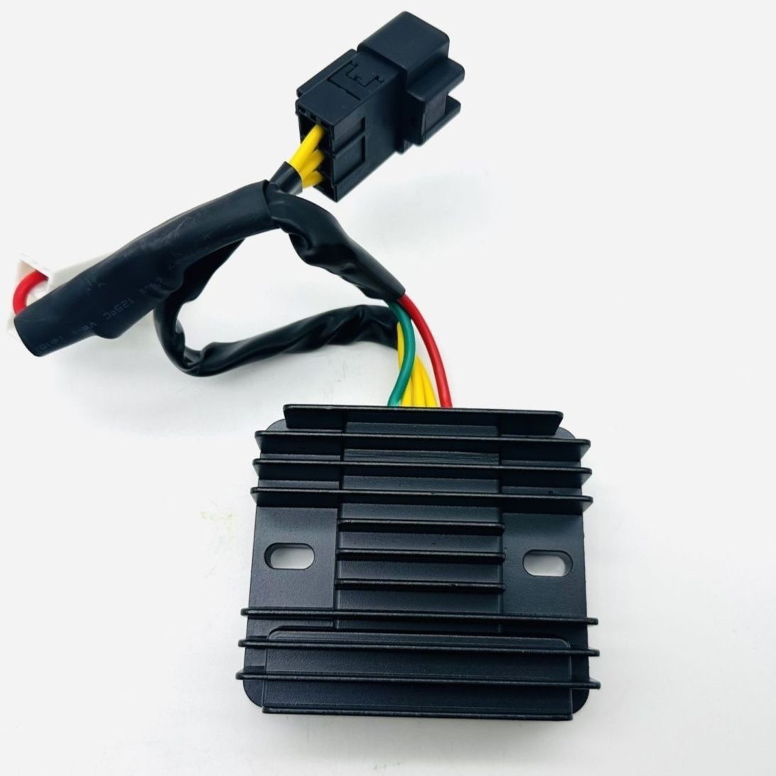 适用三阳九妹JOYMAX Z300 TL500 508巡弋300稳压器整流器充电器