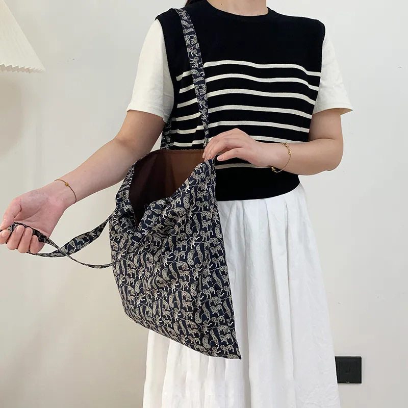 小猎豹lib*rty小众高级帆布包夏天推荐单肩托特包慵懒通勤女 ·