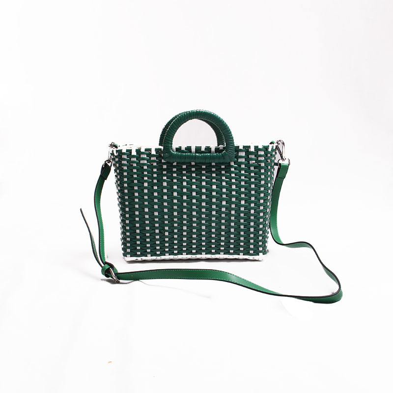 草编包2019新款简约风藤编包沙滩