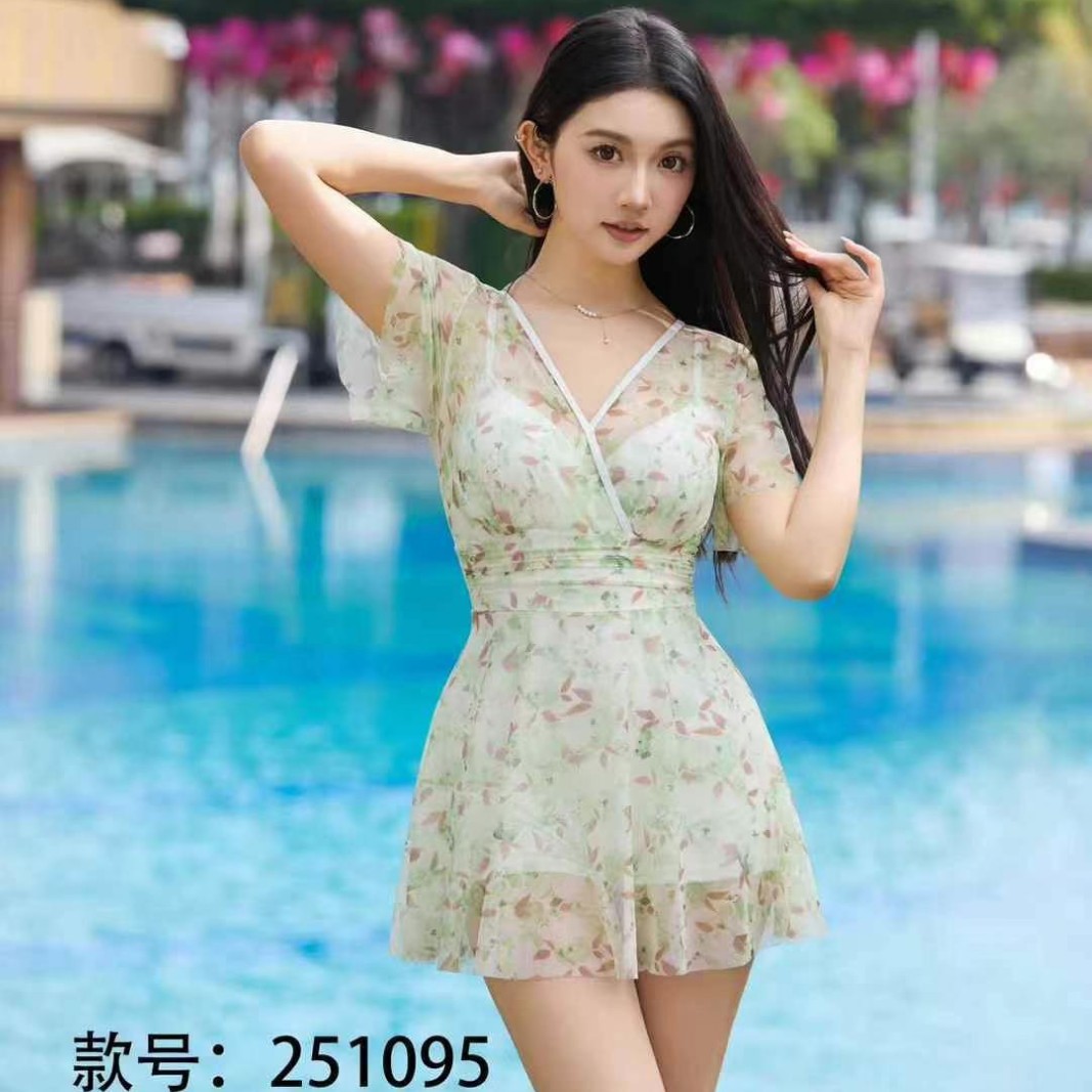 采菲251095新款成人泳衣女连体裙式保守遮肚显瘦温泉泳衣v领收腰