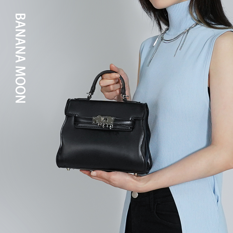 香蕉月亮小众设计曲线液体凯莉包