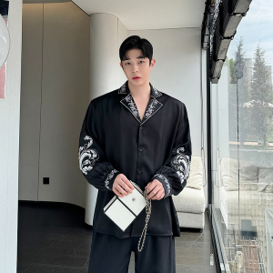 刺绣宽松型长袖修身金属袖扣衬衫小众套装家居服衬衫男士春秋衬衣图片