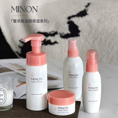 蜜浓minon氨基酸化妆水乳液