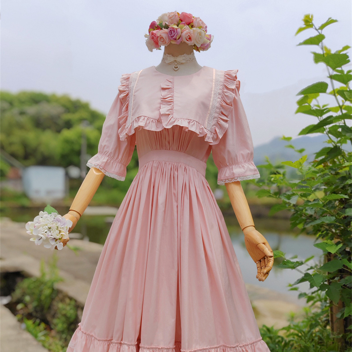 兔子大人|手作服 贡缎棉vintage甜美橘粉色蕾丝披肩领中袖连衣裙