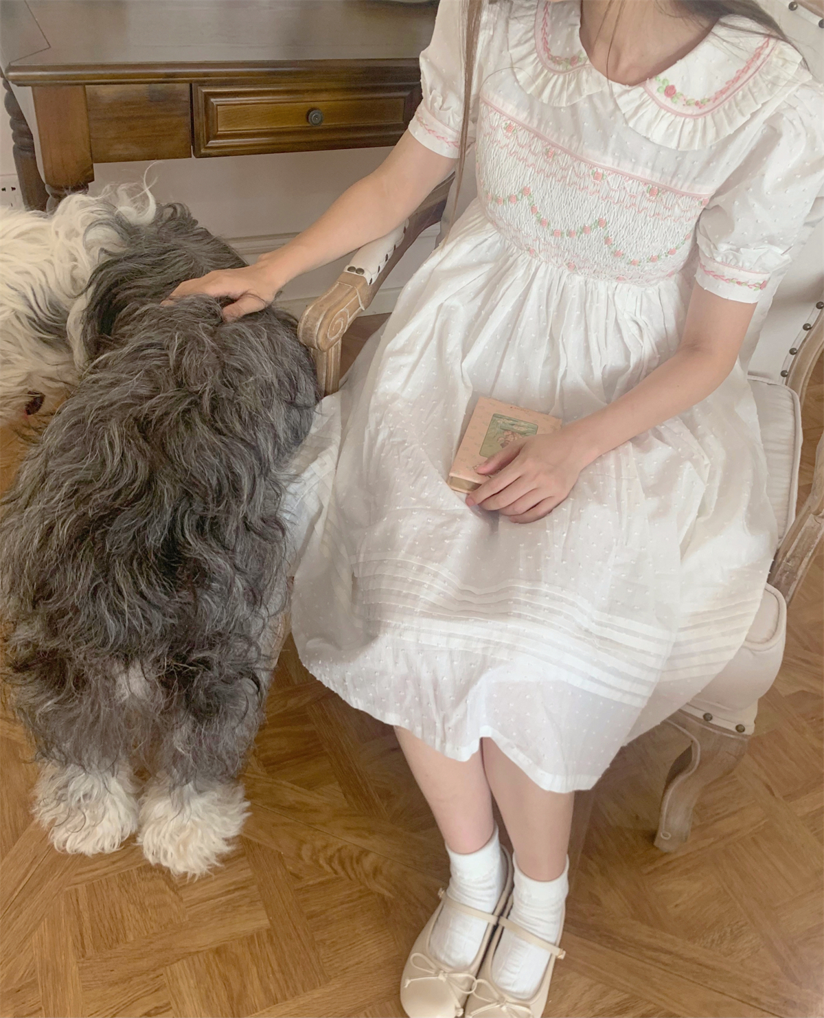 缩褶绣纯棉甜美手工打揽绣花裙