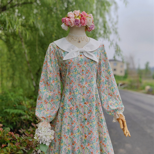 兔子大人｜手作服 可爱兔耳朵白领子甜美碎花爱心口袋长袖连衣裙