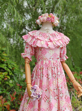 兔子大人｜手作服 vintage少女可爱草莓拼布双层披肩领短袖连衣裙