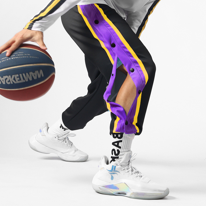 收藏加购物车，赠送篮球手环