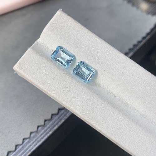 平替海蓝宝的托帕石6*8长方一对