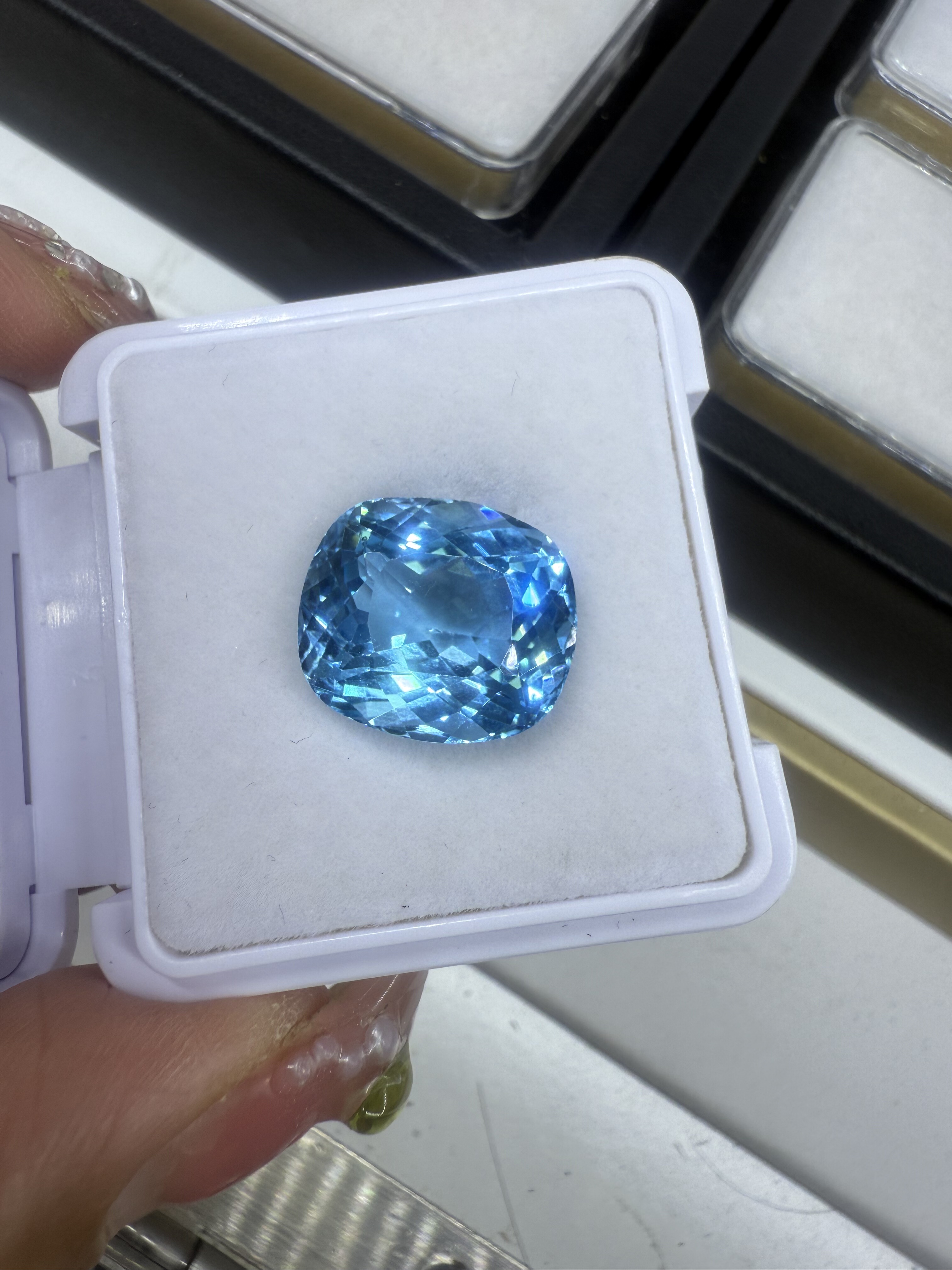 平替海蓝宝的托帕石15.72克拉超闪美死了