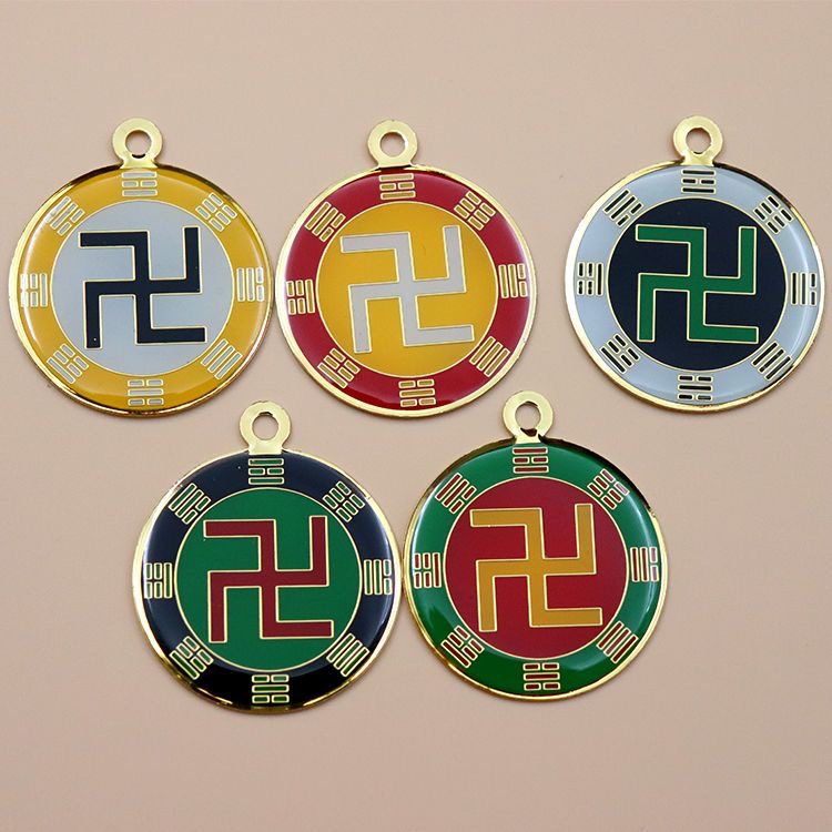 单面黄铜3公分后天八卦镀金版万字福太极八卦吊坠钥匙扣挂件项链