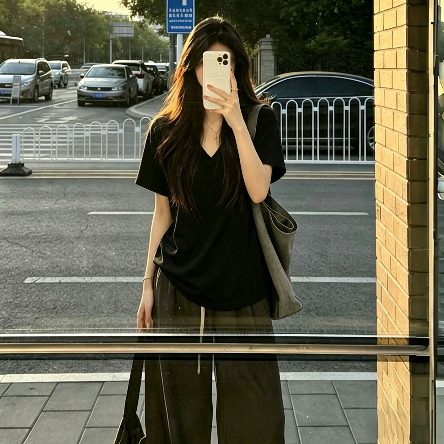 正肩V领纯色短袖T恤女夏韩版宽松显瘦半袖上衣简约百搭休闲体恤衫