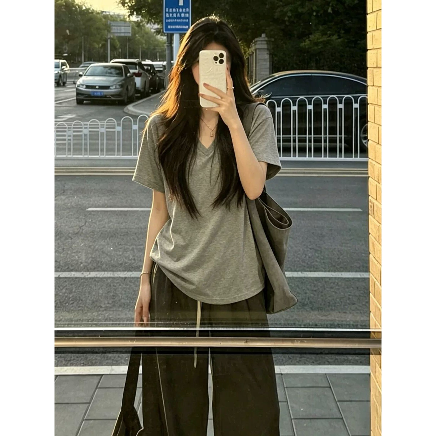 正肩V领纯色短袖T恤女夏韩版宽松显瘦半袖上衣简约百搭休闲体恤衫
