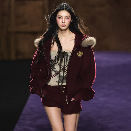 AGAM 30羊毛毛呢连帽卫衣外套+短裤套装冬季新款加厚保暖两件套