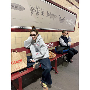 2025超好看 新款 上衣 复古小众设计感花灰色连帽卫衣女秋冬季 美式