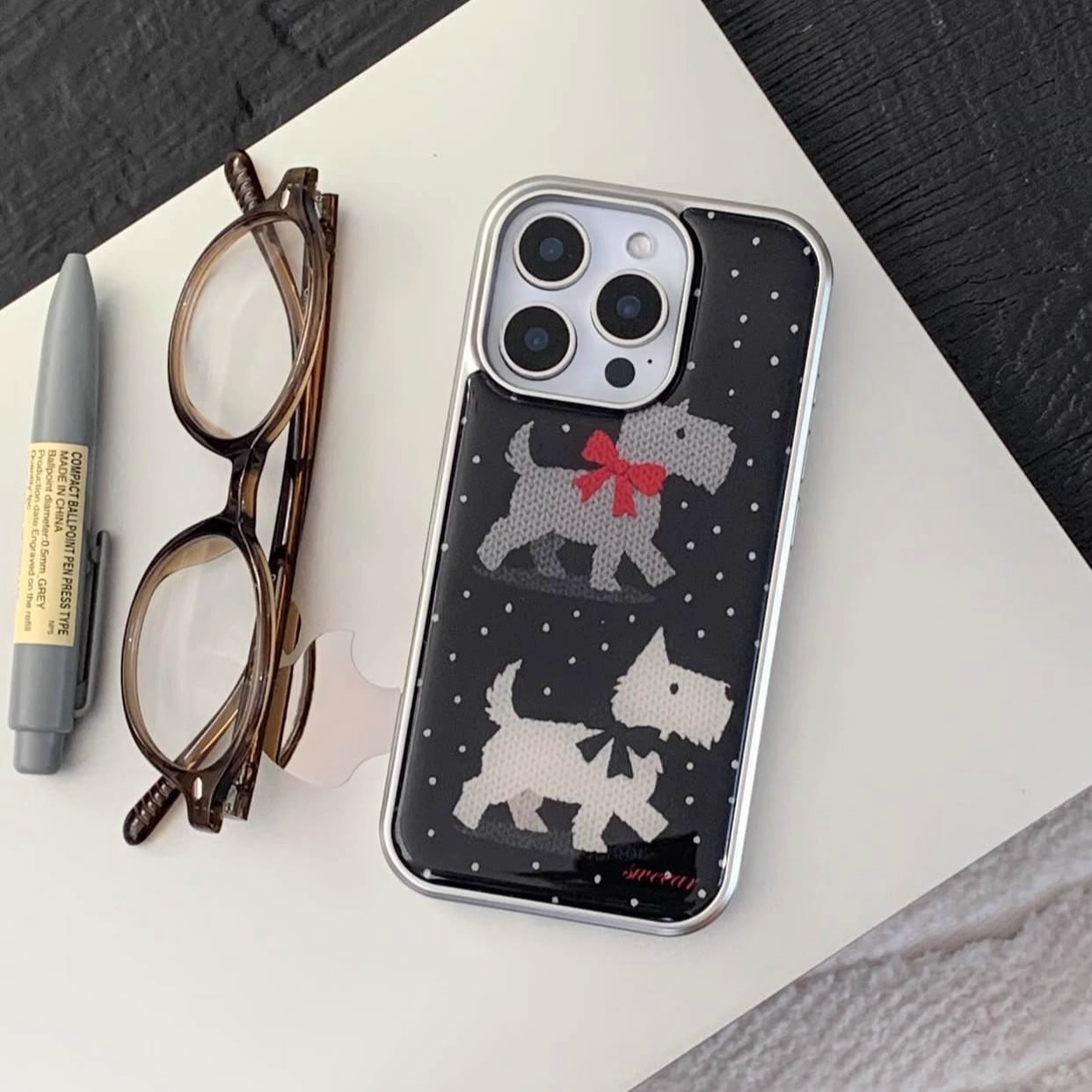 针织狗狗西高地秋冬新款ins手机壳适用苹果iPhone17promax小米17promax软边16防摔15原创14可爱13保护套12/11