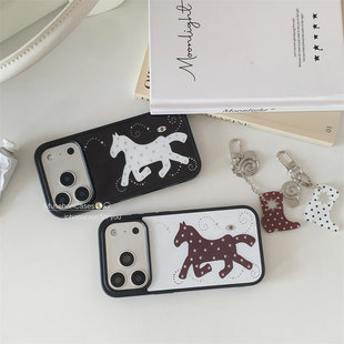 韩系ins创意新品小马镜面手机壳马年适用16苹果17ProMax手机壳iPhone15亚克力14Pro/13pro情侣挂件软壳