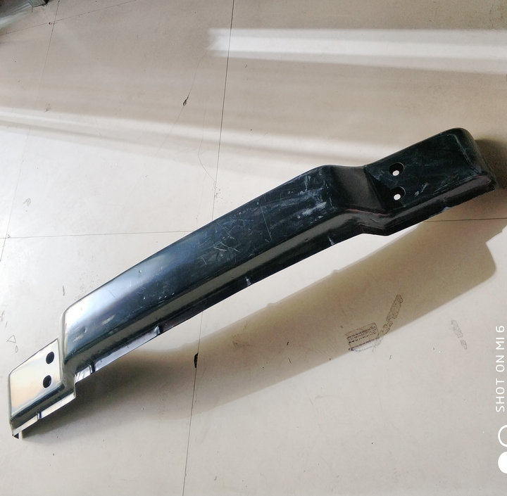 帝豪后防撞梁后杠内杠