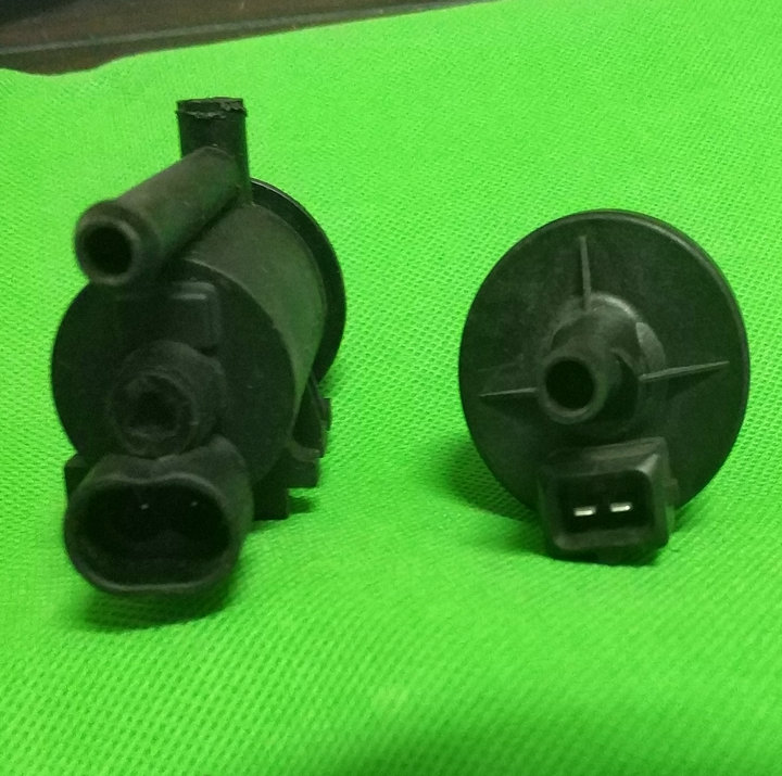 远景英伦碳罐电磁阀吉利