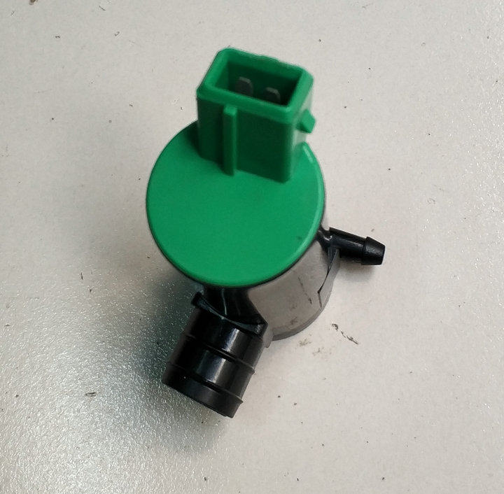 适用吉利金刚一代二代新金刚英伦sc6金鹰喷水电机喷水壶马达