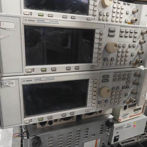 E4425B 信号发生器 Agilent ESG-AP系列 250kHz-3GHz议价维修