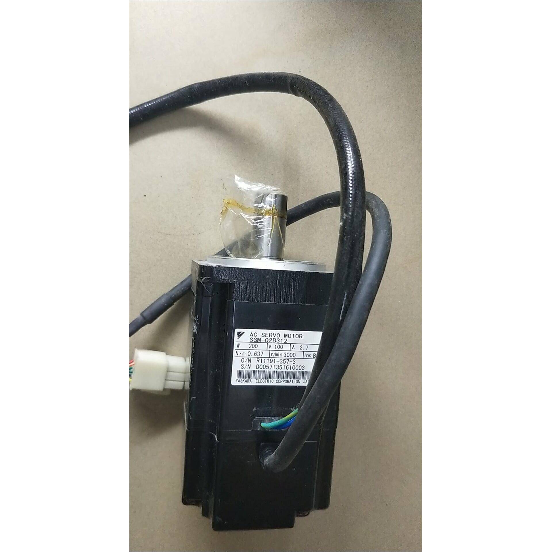 拆机正品安川 SGM-02B312现货*