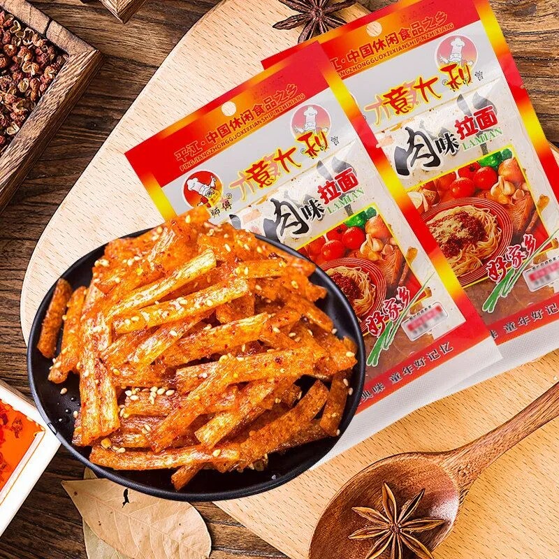 意大利牛肉味拉面素食儿时怀旧面制辣条休闲小吃解馋校园零食袋装