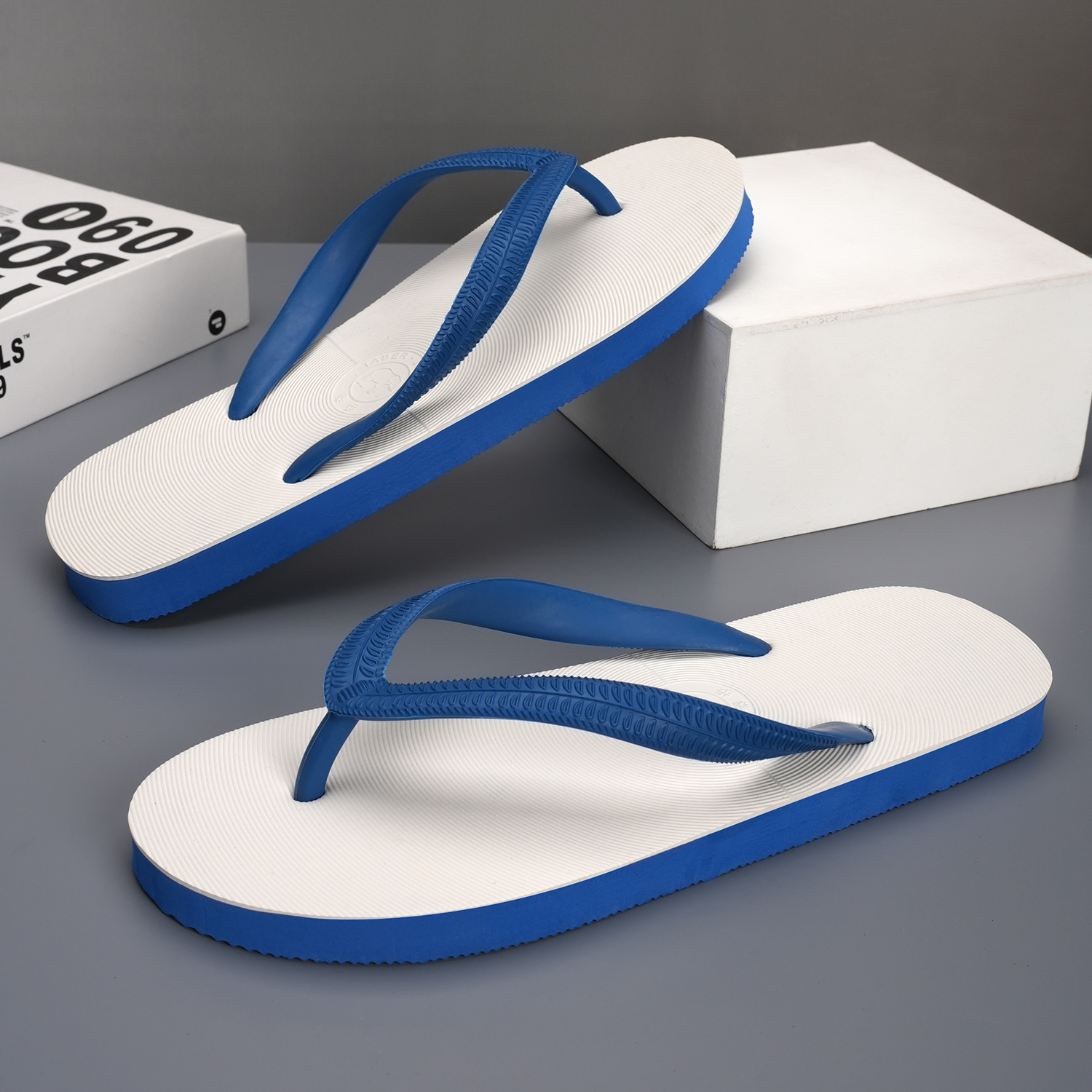 外穿夹脚软底潮流橡胶复古沙滩鞋