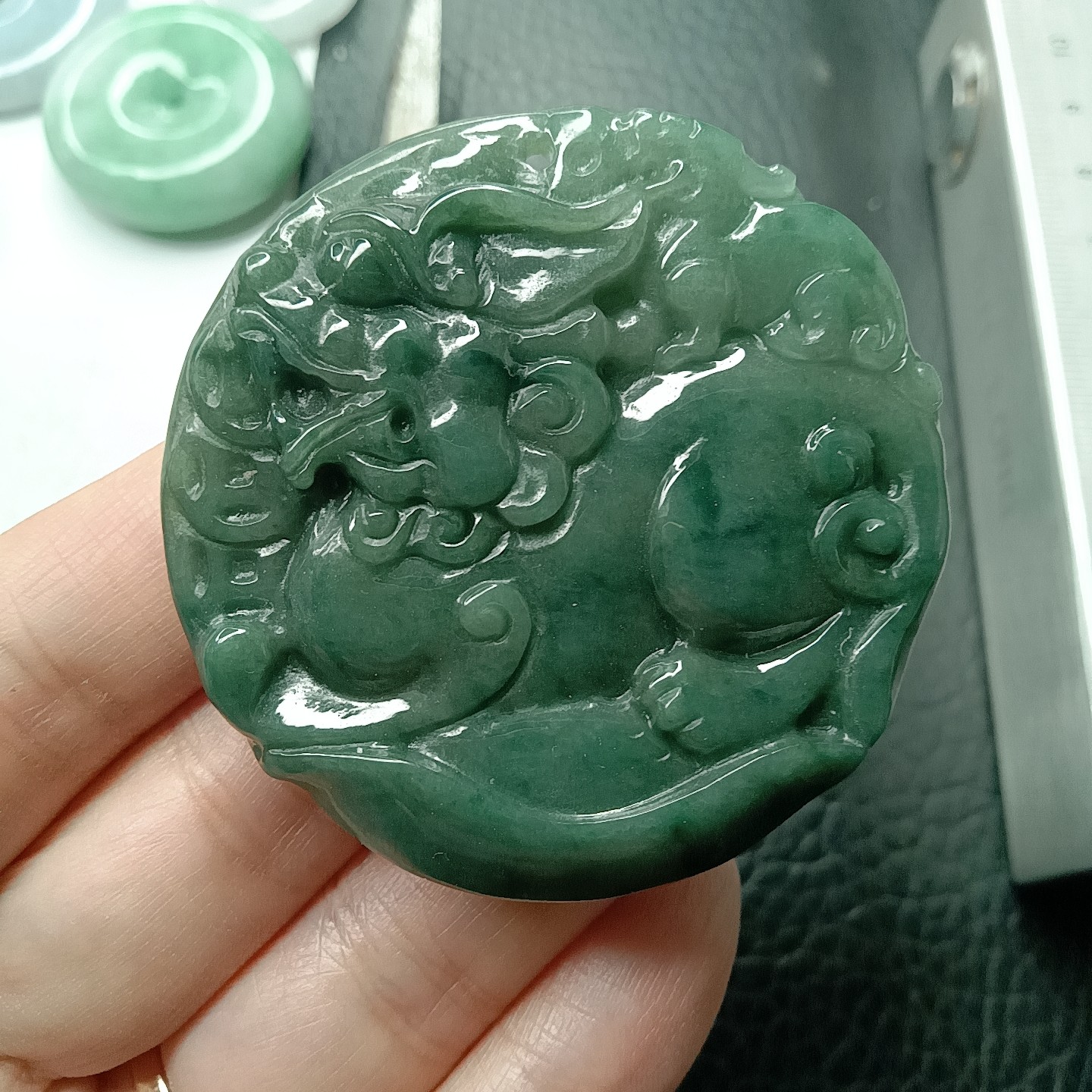 缅甸天然翡翠玉牌子款貔恘吊坠,珠宝/钻石/翡翠,颈饰,淘宝优惠券,粉丝福利购,淘宝优惠卷