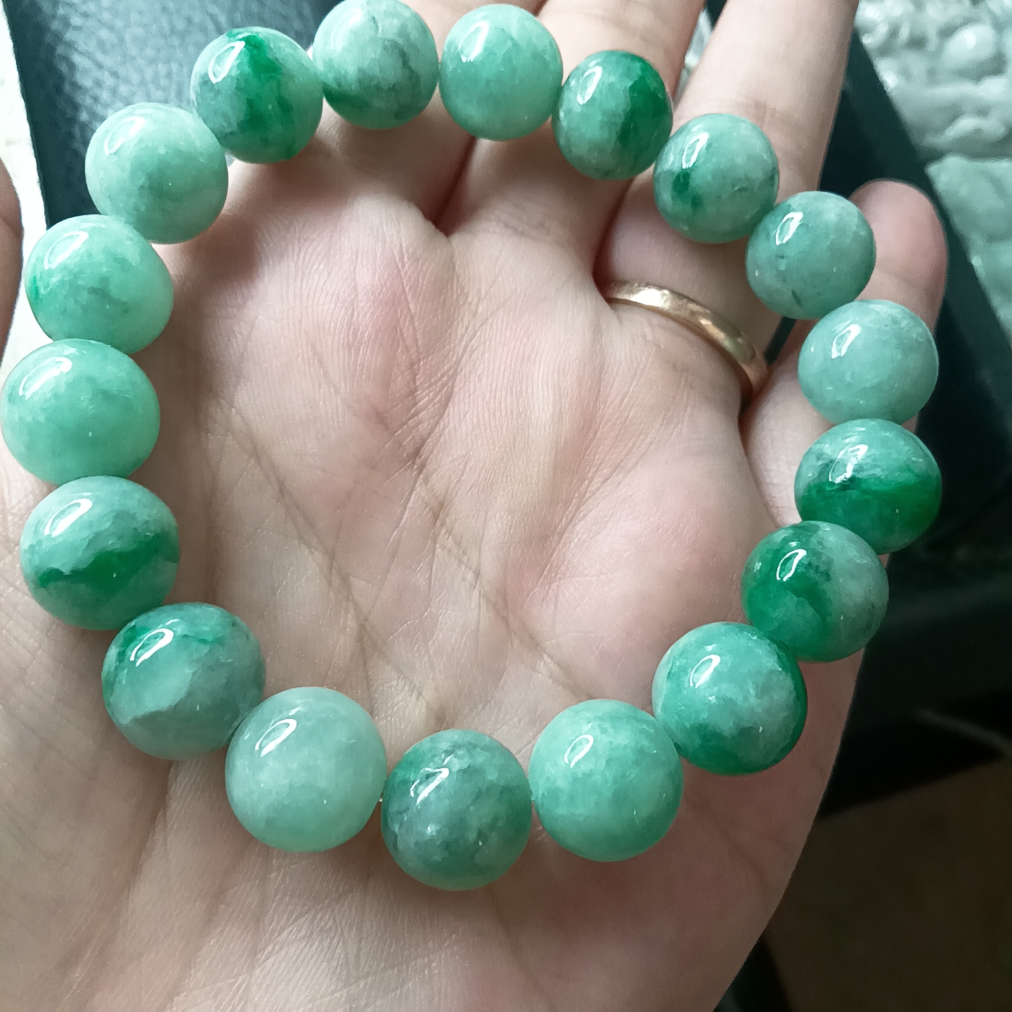 缅甸天然翡翠玉，翡翠手串，翡翠手串尺寸12mm